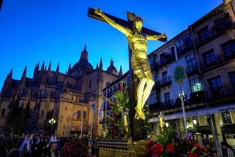 Fotogalería Procesión de los Pasos de Viernes Santo 38 Procesión de los Pasos Viernes Santo - Héctor Criado
