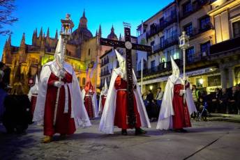 Fotogalería Procesión de los Pasos de Viernes Santo 40 Procesión de los Pasos Viernes Santo - Héctor Criado