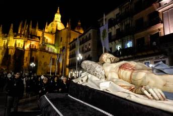 Fotogalería Procesión de los Pasos de Viernes Santo 60 Procesión de los Pasos Viernes Santo - Héctor Criado