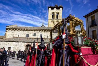 Fotogalería Procesiones de Viernes Santo por la Mañana 22 Procesiones Viernes Santo por la Mañana - Héctor Criado