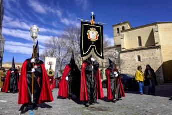 Fotogalería Procesiones de Viernes Santo por la Mañana 23 Procesiones Viernes Santo por la Mañana - Héctor Criado