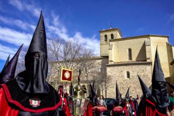 Fotogalería Procesiones de Viernes Santo por la Mañana 26 Procesiones Viernes Santo por la Mañana - Héctor Criado