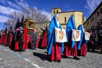 Fotogalería Procesiones de Viernes Santo por la Mañana 27 Procesiones Viernes Santo por la Mañana - Héctor Criado