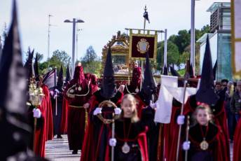 Fotogalería Procesiones de Viernes Santo por la Mañana 32 Procesiones Viernes Santo por la Mañana - Héctor Criado