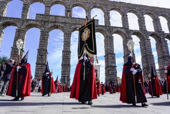 Fotogalería Procesiones de Viernes Santo por la Mañana 35 Procesiones Viernes Santo por la Mañana - Héctor Criado