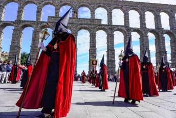 Fotogalería Procesiones de Viernes Santo por la Mañana 36 Procesiones Viernes Santo por la Mañana - Héctor Criado