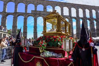 Fotogalería Procesiones de Viernes Santo por la Mañana 38 Procesiones Viernes Santo por la Mañana - Héctor Criado