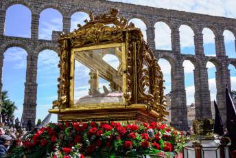 Fotogalería Procesiones de Viernes Santo por la Mañana 42 Procesiones Viernes Santo por la Mañana - Héctor Criado