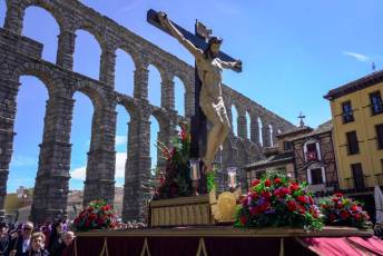Fotogalería Procesiones de Viernes Santo por la Mañana 56 Procesiones Viernes Santo por la Mañana - Héctor Criado