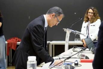 Fotogalería Toma de Posesión del Decano de la Facultad de Educación 25 Toma Posesión Decano Facultad de Educación- Héctor Criado