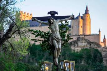 Fotogalería Vía Crucis Penitencial con el Cristo de la Buena Muerte 8 Vía Crucis Penitencial con el Cristo de la Buena Muerte - Héctor Criado