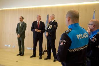 Fotografías Acto de entrega de distinciones a la Policía Local de Segovia y Guardias Urbanos de Honor 20 Acto de Entrega de Distinciones a la Policía Local y Guardias Urbanos - Héctor Criado