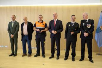 Fotografías Acto de entrega de distinciones a la Policía Local de Segovia y Guardias Urbanos de Honor 25 Acto de Entrega de Distinciones a la Policía Local y Guardias Urbanos - Héctor Criado
