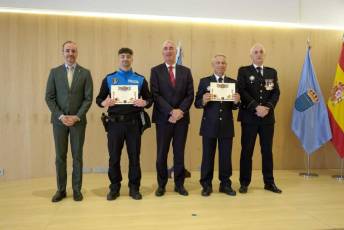 Fotografías Acto de entrega de distinciones a la Policía Local de Segovia y Guardias Urbanos de Honor 6 Acto de Entrega de Distinciones a la Policía Local y Guardias Urbanos - Héctor Criado
