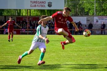 Fotografías Playoffs de la Liga Regional Turégano - Betis de Valladolid 17 Playoffs de la Liga Regional Turégano - Betis de Valladolid - Héctor Criado
