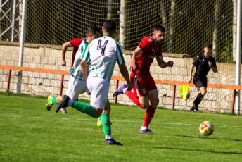 Fotografías Playoffs de la Liga Regional Turégano - Betis de Valladolid 18 Playoffs de la Liga Regional Turégano - Betis de Valladolid - Héctor Criado