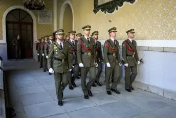 Fotografías del acto de fin de curso de la 314 promoción de Oficiales de Artillería 2 Acto Fin de Curso 314 Promoción de Oficiales de Artillería - Héctor Criado