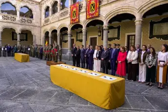 Fotografías del acto de fin de curso de la 314 promoción de Oficiales de Artillería 14 Acto Fin de Curso 314 Promoción de Oficiales de Artillería - Héctor Criado