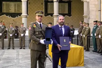 Fotografías del acto de fin de curso de la 314 promoción de Oficiales de Artillería 15 Acto Fin de Curso 314 Promoción de Oficiales de Artillería - Héctor Criado