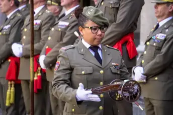 Fotografías del acto de fin de curso de la 314 promoción de Oficiales de Artillería 17 Acto Fin de Curso 314 Promoción de Oficiales de Artillería - Héctor Criado