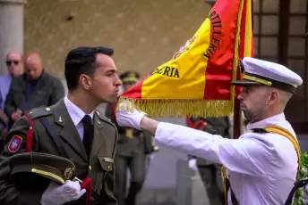 Fotografías del acto de fin de curso de la 314 promoción de Oficiales de Artillería 41 Acto Fin de Curso 314 Promoción de Oficiales de Artillería - Héctor Criado