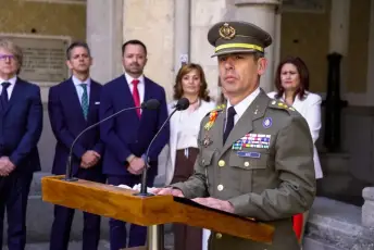 Fotografías del acto de fin de curso de la 314 promoción de Oficiales de Artillería 45 Acto Fin de Curso 314 Promoción de Oficiales de Artillería - Héctor Criado
