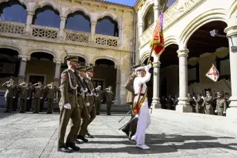 Fotografías del acto de fin de curso de la 314 promoción de Oficiales de Artillería 9 Acto Fin de Curso 314 Promoción de Oficiales de Artillería - Héctor Criado