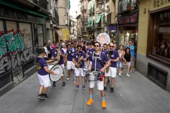 Fotografías Concentración de Peñas y Pregón de las Ferias y Fiestas de Segovia 2026 16 Concentración Peñas y Pregón Ferias y Fiestas Segovia - Héctor Criado