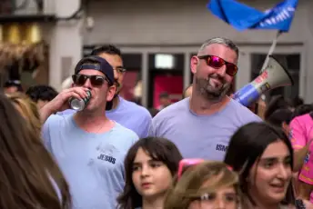 Fotografías Concentración de Peñas y Pregón de las Ferias y Fiestas de Segovia 2026 22 Concentración Peñas y Pregón Ferias y Fiestas Segovia - Héctor Criado