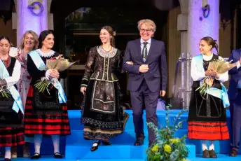 Fotografías Concentración de Peñas y Pregón de las Ferias y Fiestas de Segovia 2026 43 Concentración Peñas y Pregón Ferias y Fiestas Segovia - Héctor Criado
