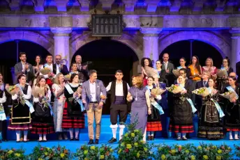 Fotografías Concentración de Peñas y Pregón de las Ferias y Fiestas de Segovia 2026 61 Concentración Peñas y Pregón Ferias y Fiestas Segovia - Héctor Criado