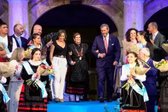 Fotografías Concentración de Peñas y Pregón de las Ferias y Fiestas de Segovia 2026 63 Concentración Peñas y Pregón Ferias y Fiestas Segovia - Héctor Criado