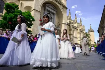 Fotografías Misa y Procesión del Corpus Christi 12 Misa y Procesión del Corpus Christi - Héctor Criado