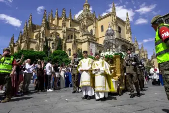 Fotografías Misa y Procesión del Corpus Christi 24 Misa y Procesión del Corpus Christi - Héctor Criado