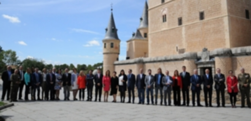 El Alcázar acogió la primera reunión de la Mesa de las Cortes y de la Junta de Portavoces fuera de Valladolid. /El Adelantado
