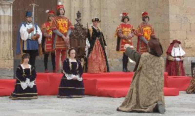 Un momento de la recreación de la proclamación de Isabel como reina