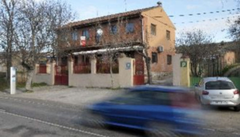 Encapuchados roban y golpean a dos mujeres dueñas del mesón El Arriero 1 Imagen del establecimiento y la vivienda