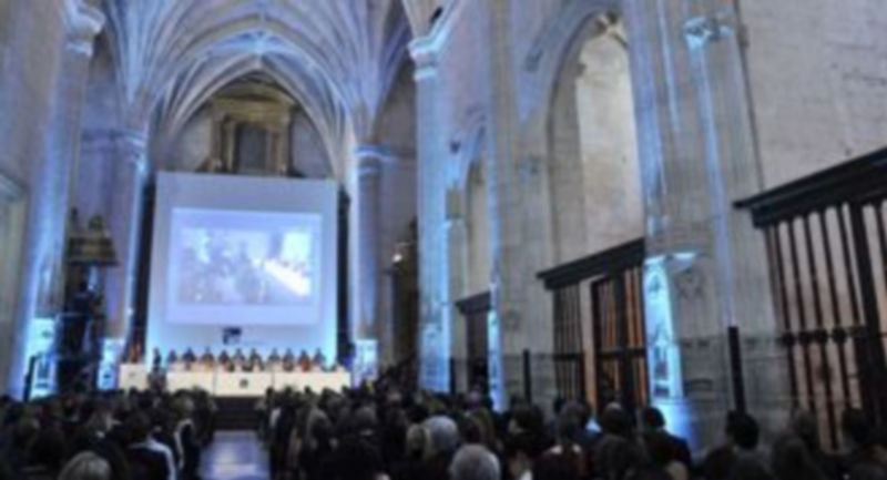 Cerca de un millar de personas asistieron a la ceremonia