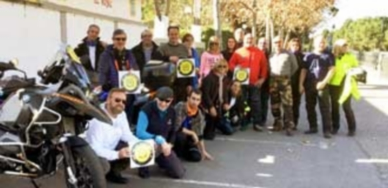 Los organizadores de la concentración visitaron ayer el entorno de ‘El Hoyal’ en Cantalejo. / F.D.
