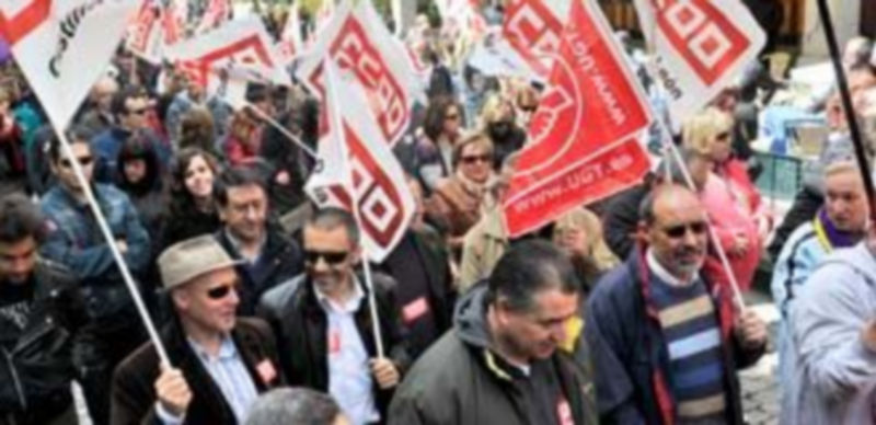 Una imagen de la marcha en el momento de su salida de los edificios sindicales