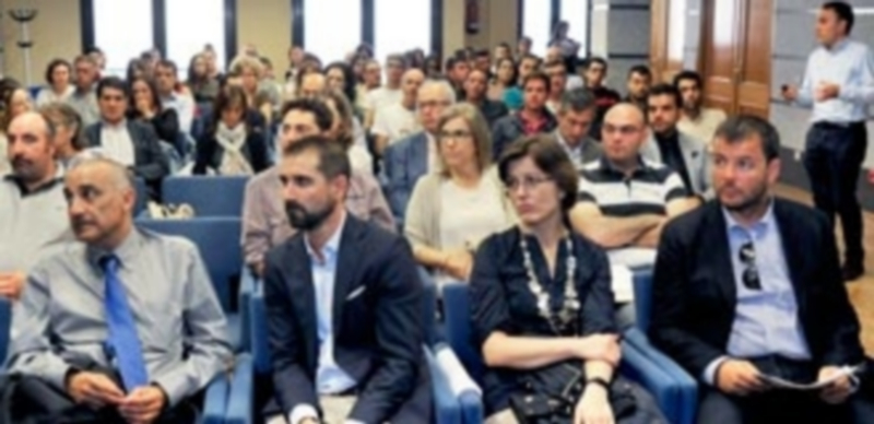 Expertos de varias empresas participaron en las jornadas ‘Emergencia en la empresa: ¿Estás preparado?’. / KAMARERO