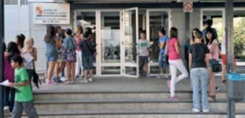 En el instituto María Moliner se vienen creando en los últimos cursos entre cinco o seis grupos de alumnos de primero de Educación Secundaria Obligatoria (ESO). / Kamarero