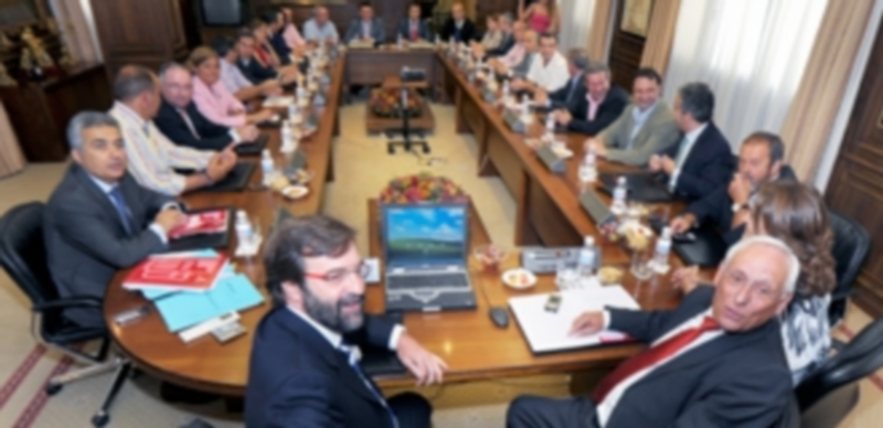 Una de las reuniones del Consejo de Administración y la Comisión de Control de Caja Segovia de 2010./ Kamarero