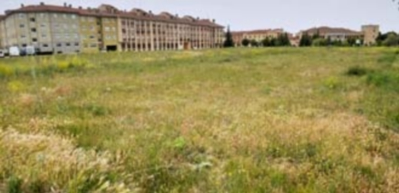 Parcela destinada para la ubicación del que será Centro de Salud Segovia IV