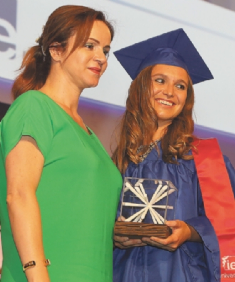 Silvia Clemente junto a Ana Martínez