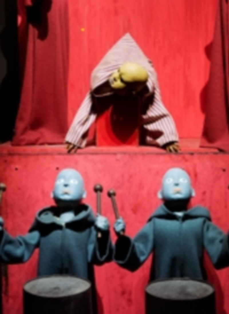 Detalle de algunos de los títeres de Peralta en el Arco de Santiago. / Kamarero