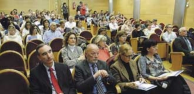 La Red Centinela Sanitaria de Castilla y León celebró su reunión anual en Segovia y presentó los últimos estudios sobre el uso de los antibióticos. / Juan Martin