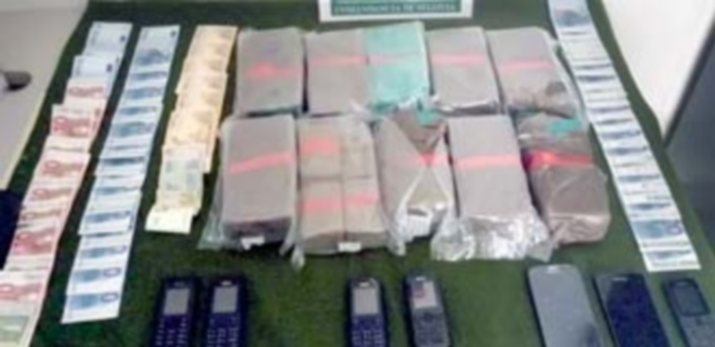 Imagen de la droga incautada a los presuntos traficantes