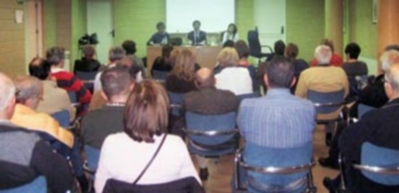 Uno de los encuentros entre representantes de la Concejalía de Participación y de las asociaciones. / El Adelantado