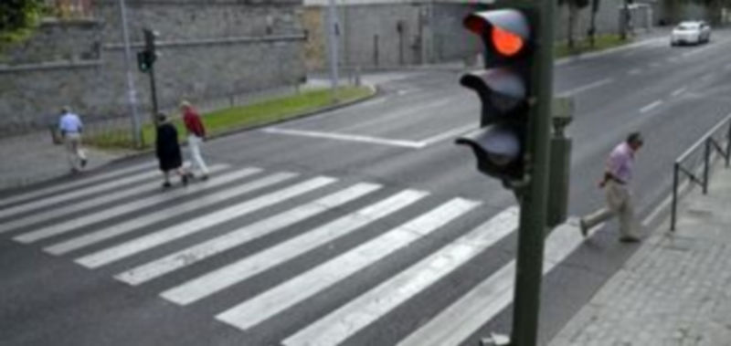 El ayuntamiento emprenderá en breve la regularización semafórica en varias zonas de la capital. / Juan Martín